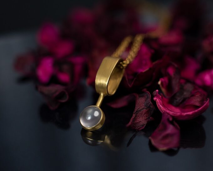 naszyjnik z rozowym kwarcem c