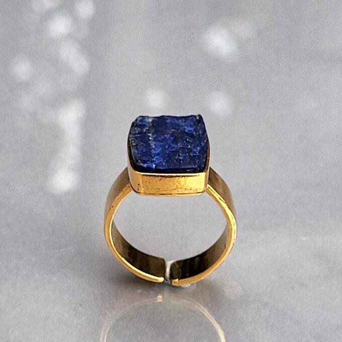 lapis lazuli pierscio